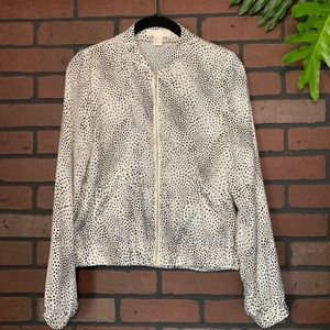 H&M 🖤 Lightweight zip jacket